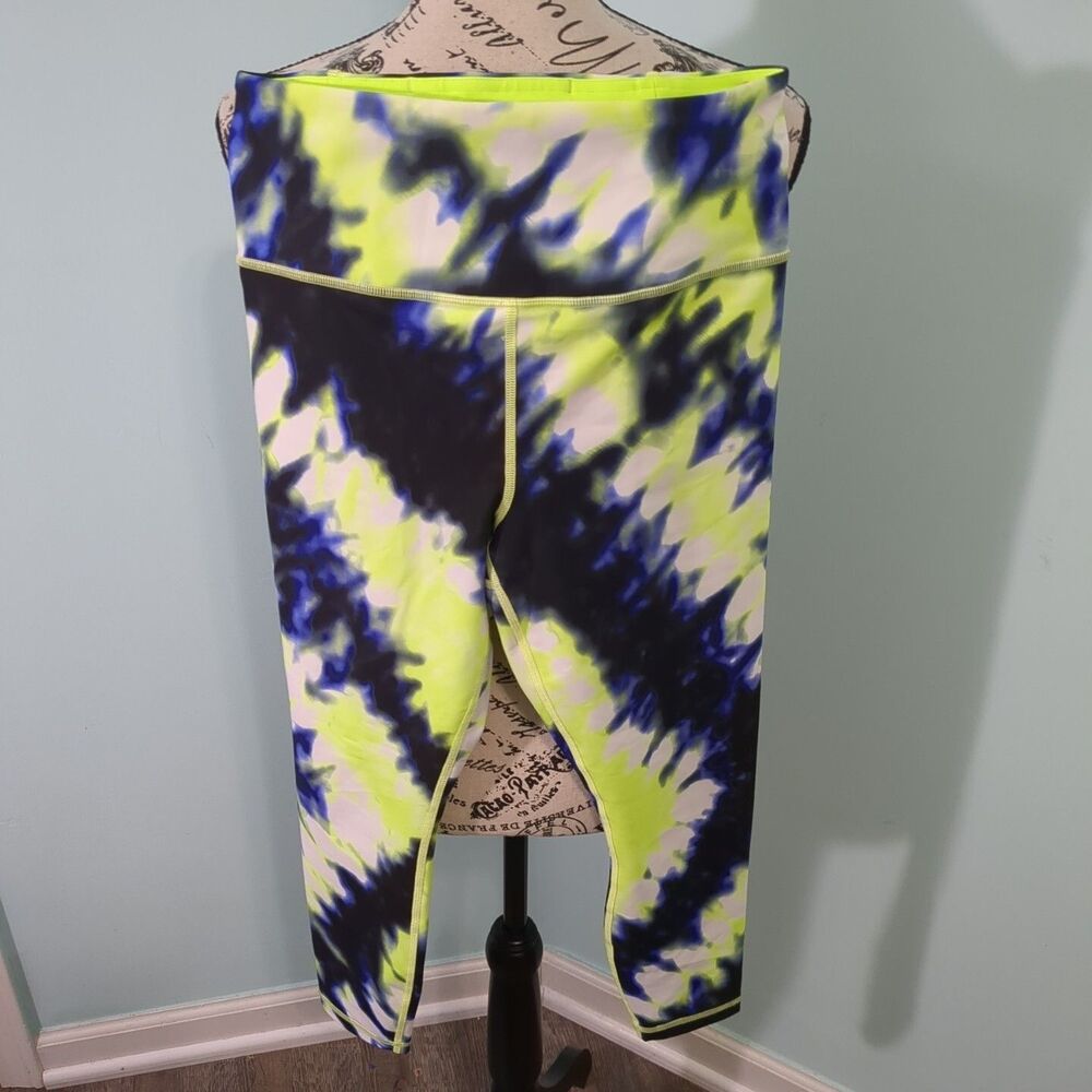 Athleta Elation Tie Dye 7/8 Tight Leggings Blue Yellow White Workout Yoga Size M